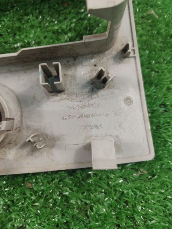 Накладка в салоне Ford FOCUS 2