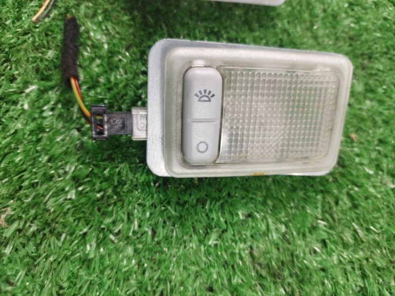 Плафон подсветки салона Ford FOCUS 2