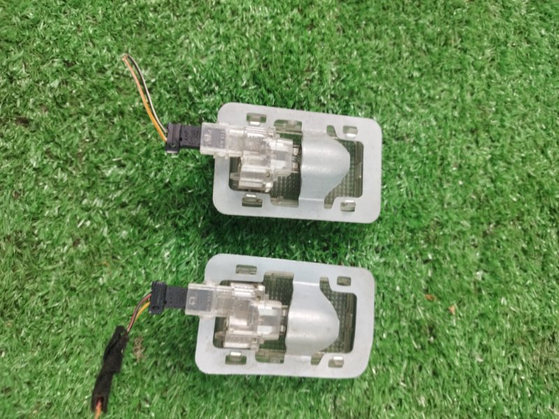 Плафон подсветки салона Ford FOCUS 2