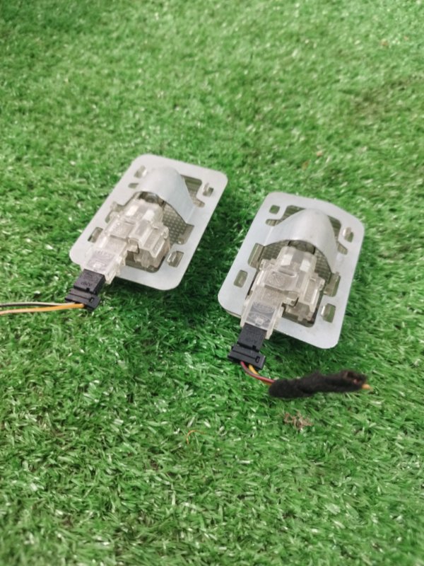 Плафон подсветки салона Ford FOCUS 2