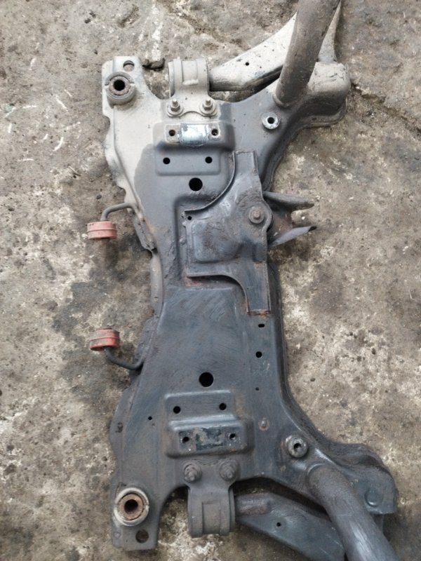 Балка подвески Ford FOCUS 2