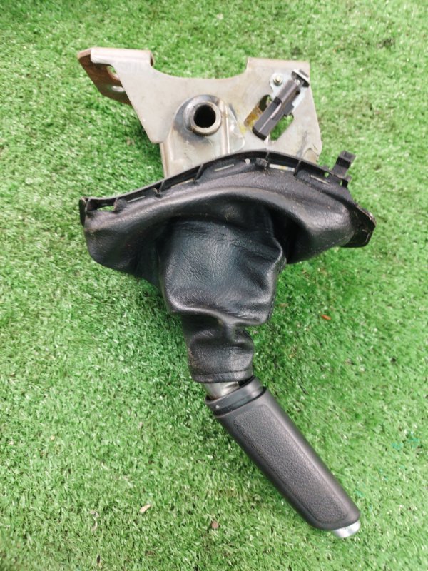 Рычаг стояночного тормоза Ford FOCUS 2