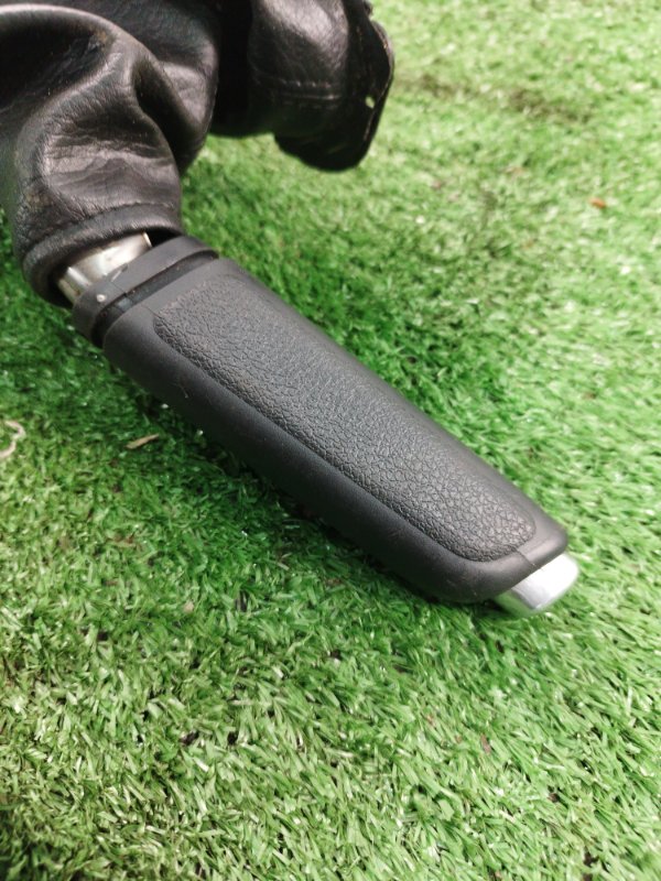 Рычаг стояночного тормоза Ford FOCUS 2