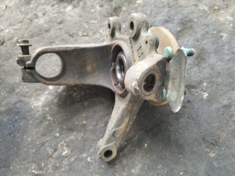 Кулак поворотный Ford FOCUS 2