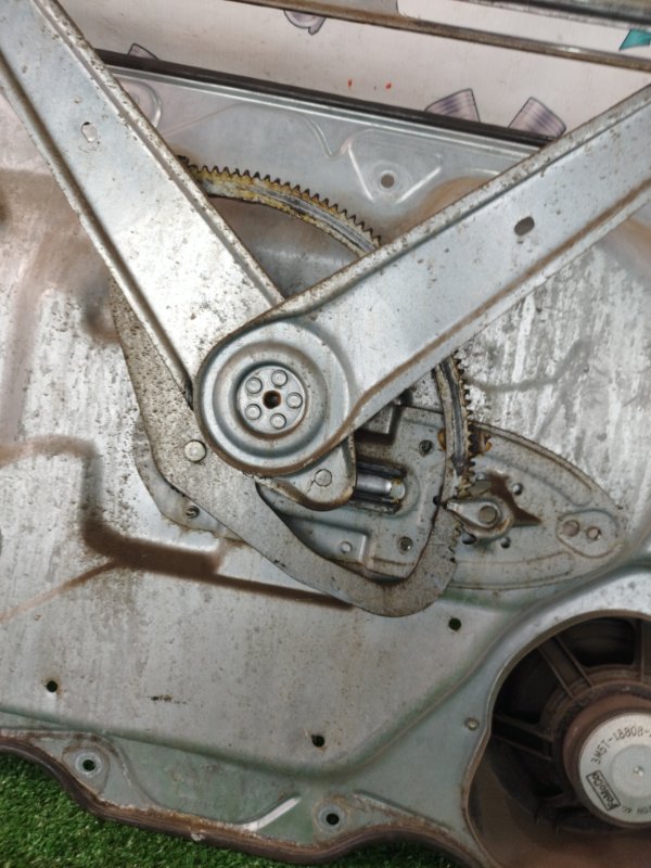 Стеклоподъемный механизм Ford FOCUS 2