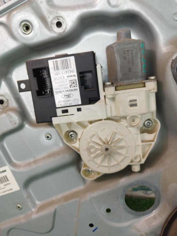 Стеклоподъемный механизм Ford FOCUS 2