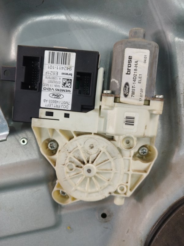 Стеклоподъемный механизм Ford FOCUS 2