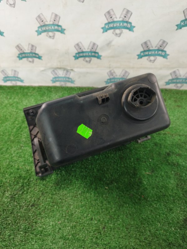 Бардачок Ford FOCUS 2