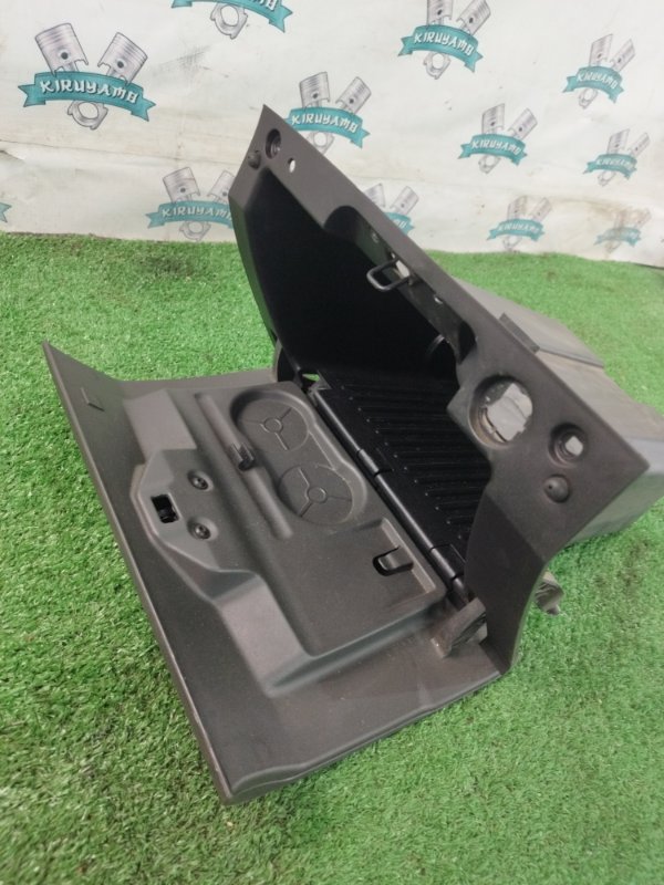 Бардачок Ford FOCUS 2