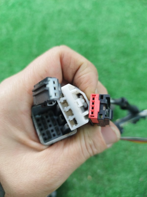 Проводка двери Ford FOCUS 2