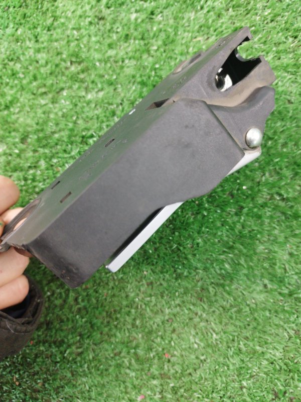 Ручка двери внутренняя Ford FOCUS 2