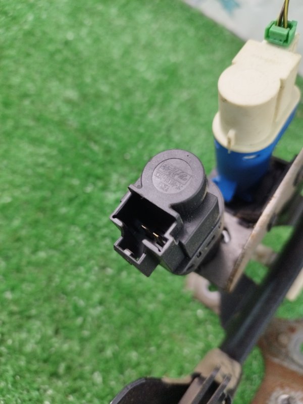 Педаль тормоза Ford FOCUS 2