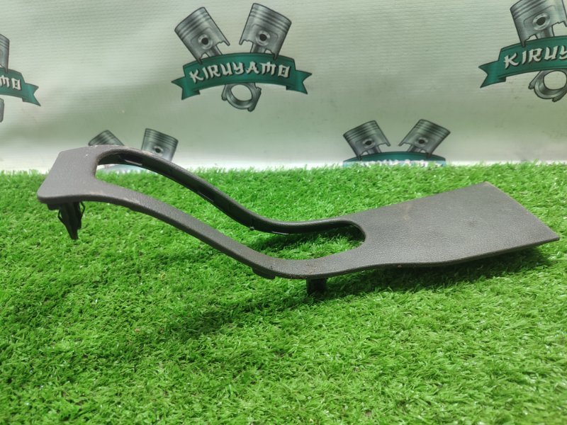 Накладка центральной консоли Ford FOCUS 2