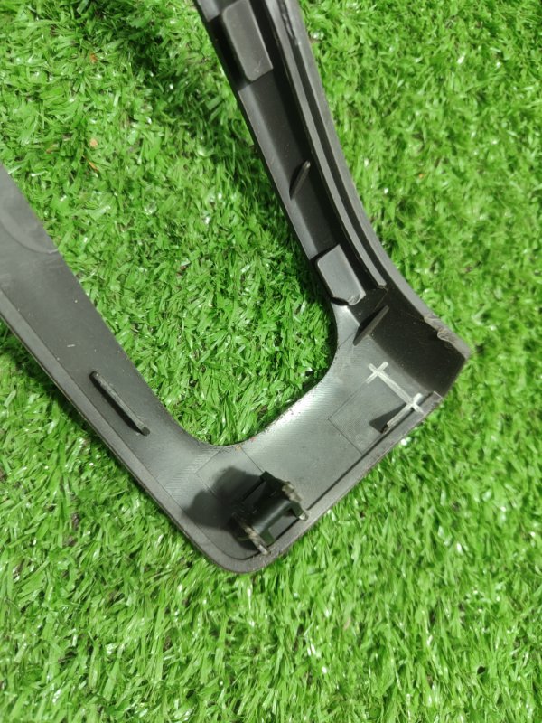 Накладка центральной консоли Ford FOCUS 2