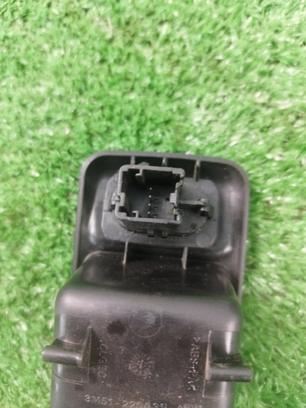 Накладка двери Ford FOCUS 2