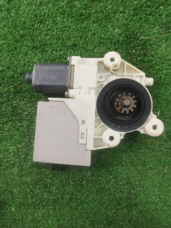 Мотор стеклоподъемника Ford FOCUS 2