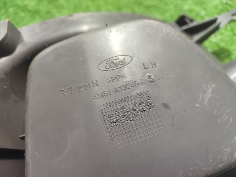 Накладка на порог салона Ford FOCUS 2