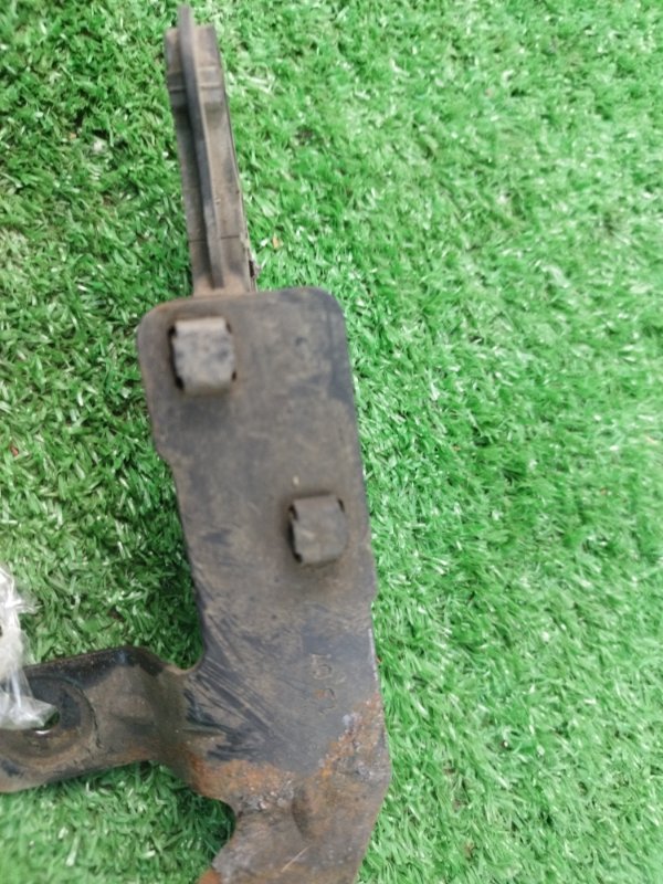 КРОНШТЕЙН Ford FOCUS 2