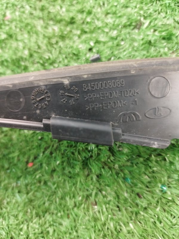 Накладки на жабо лада Веста 2018