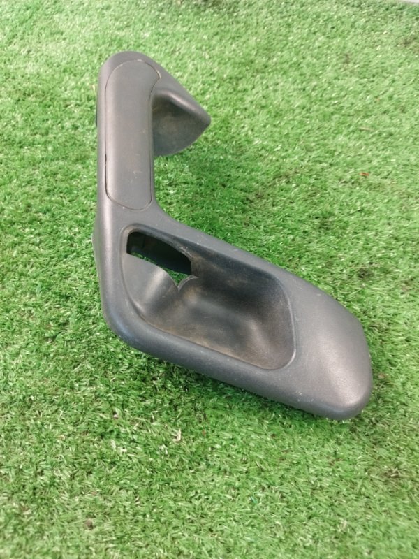 Ручка двери внутренняя лада 21102 2002