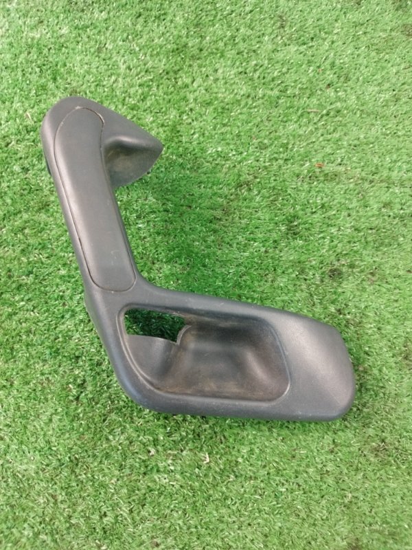 Ручка двери внутренняя лада 21102 2002