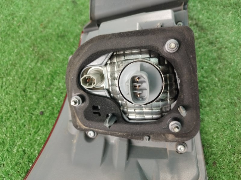 Фонарь заднего хода лада Веста 2018