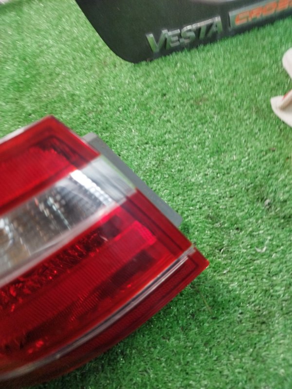 Фонарь заднего хода лада Веста 2018