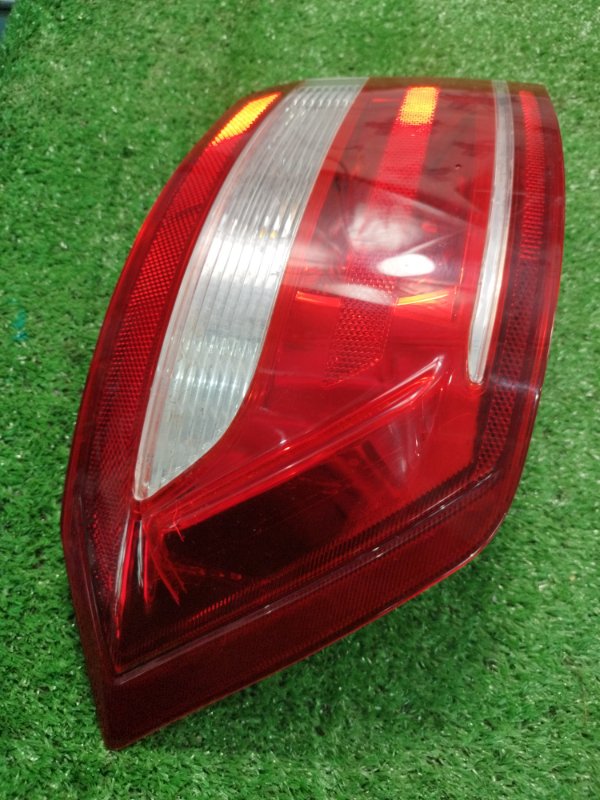 Фонарь заднего хода лада Веста 2018