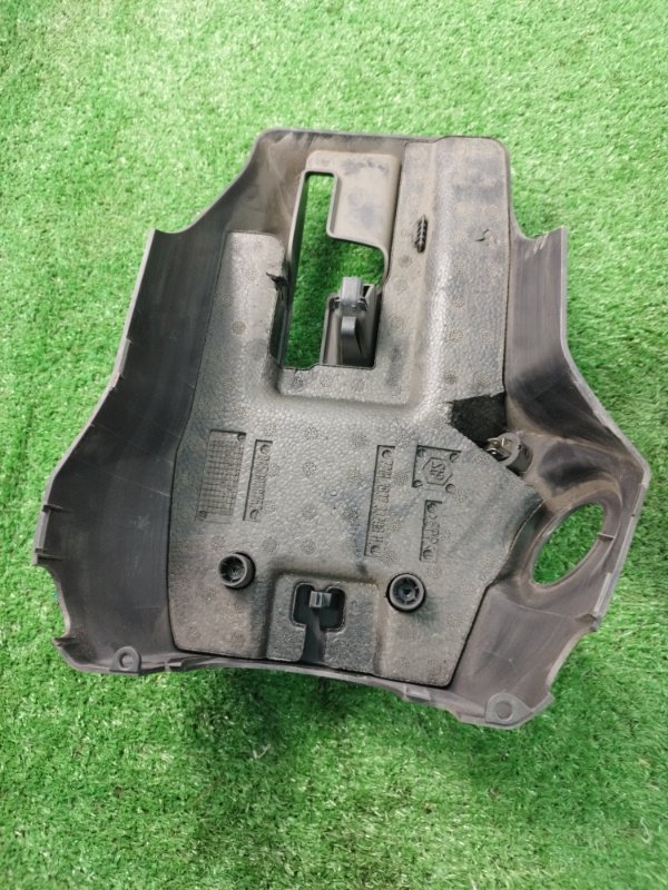 Кожух рулевой колонки лада Веста 2018