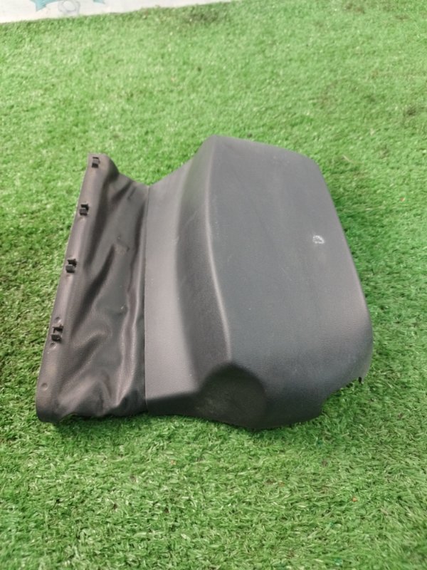 Кожух рулевой колонки лада Веста 2018