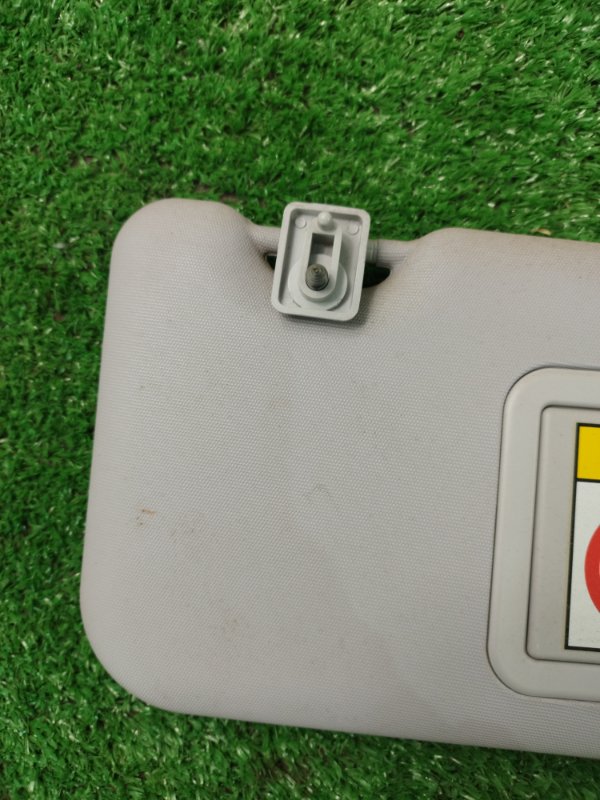 Козырек солнцезащитный лада Веста 2018