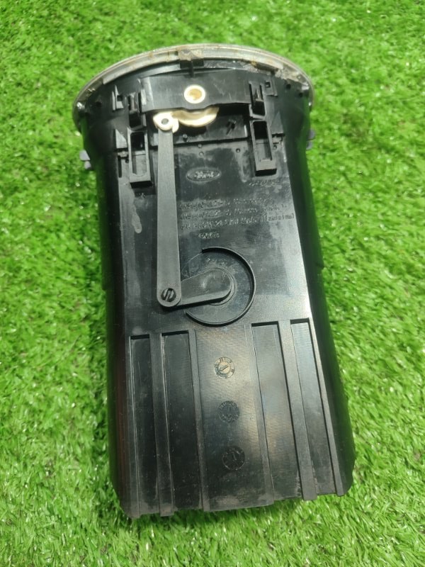 Дефлектор воздушный Ford FOCUS 2