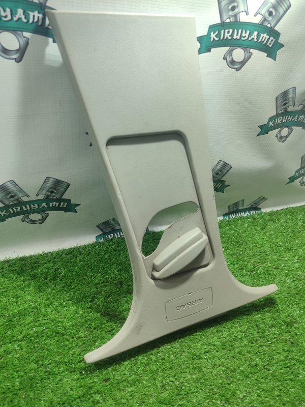 Обшивка стойки центральной нижней Ford FOCUS 2