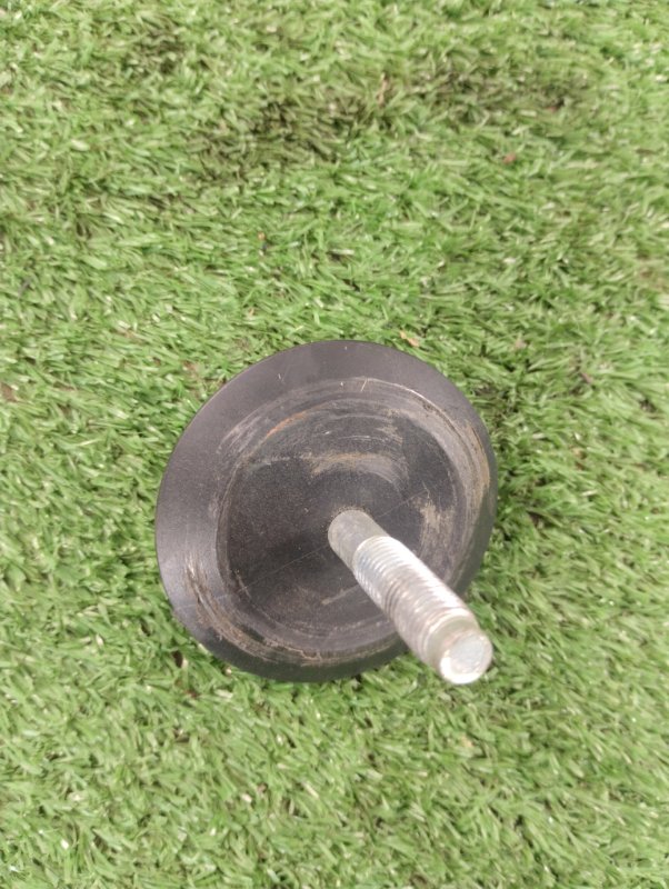 Болт крепления запасного колеса лада Веста 2018