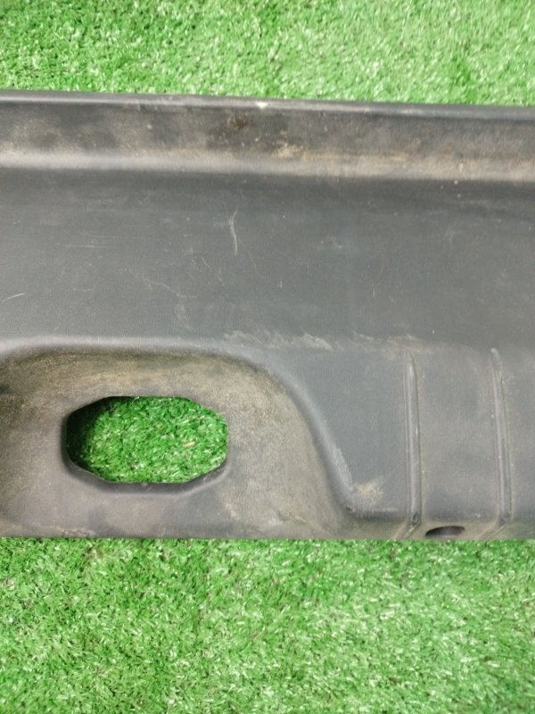 Накладка замка багажника лада Веста 2018