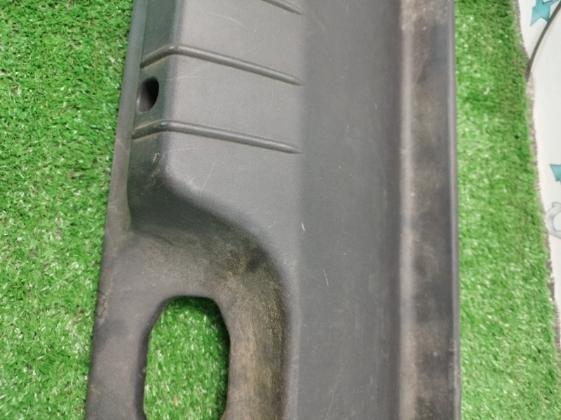 Накладка замка багажника лада Веста 2018