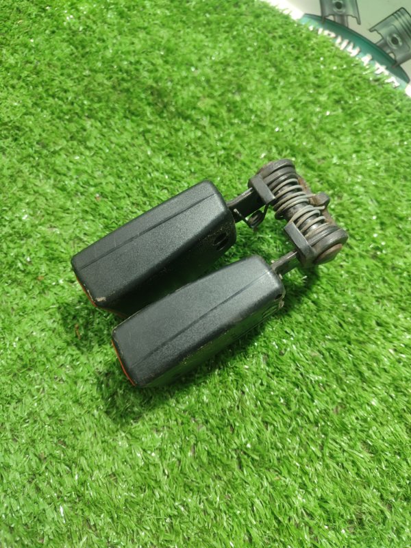 Замок ремня безопасности Ford FOCUS 2