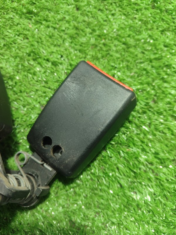 Замок ремня безопасности Ford FOCUS 2