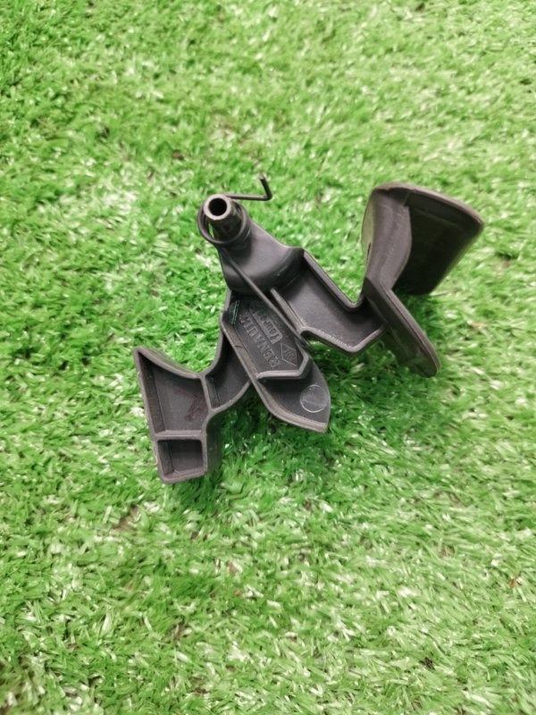 Ручка бардачка Renault logan