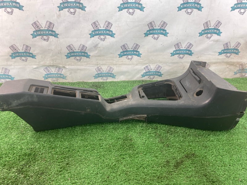 Консоль между сидений лада 21102 2002