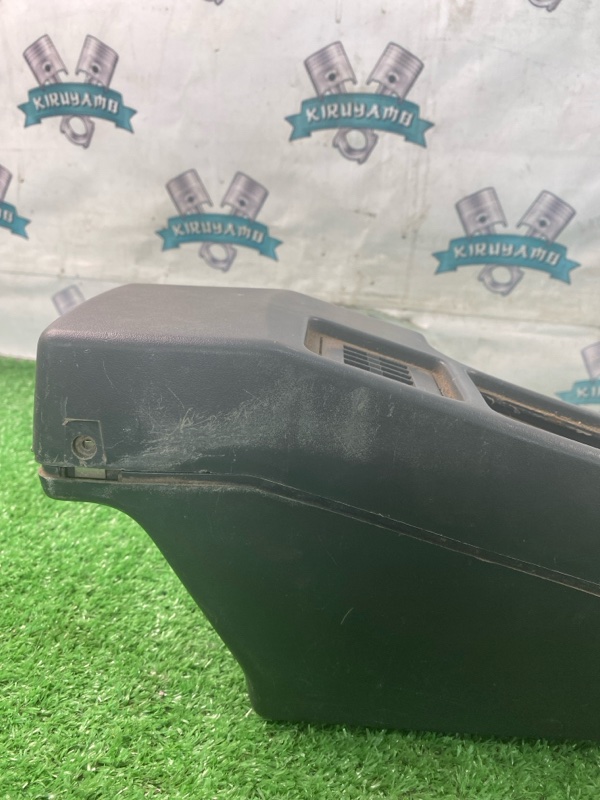 Консоль между сидений лада 21102 2002