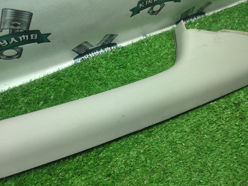 Накладка стойки лобового стекла Ford FOCUS 2