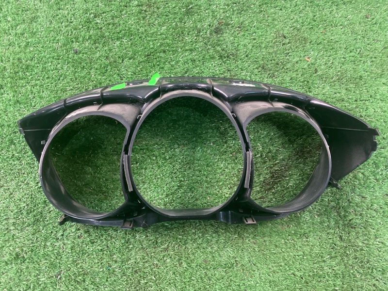 Накладка на торпедо лада Веста 2018