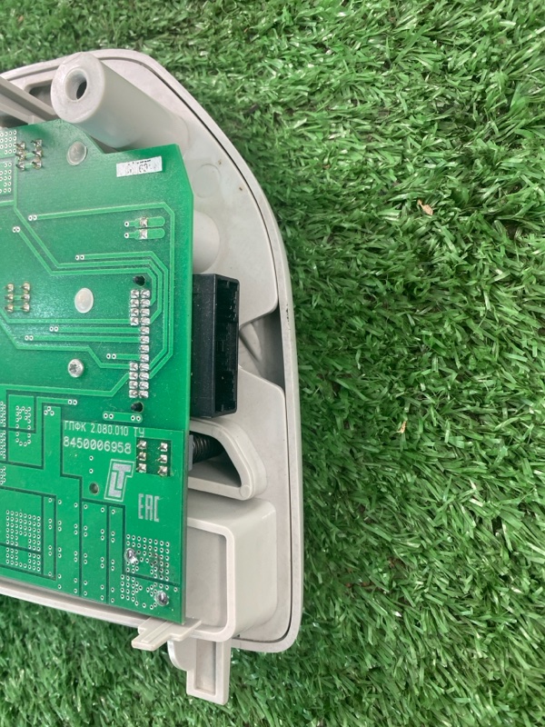 Плафон освещения салона лада Веста 2018