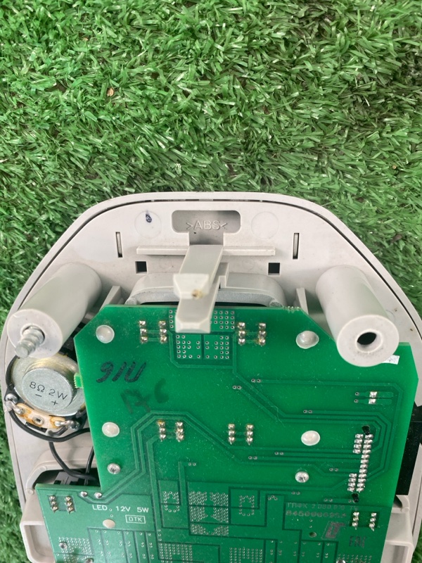 Плафон освещения салона лада Веста 2018