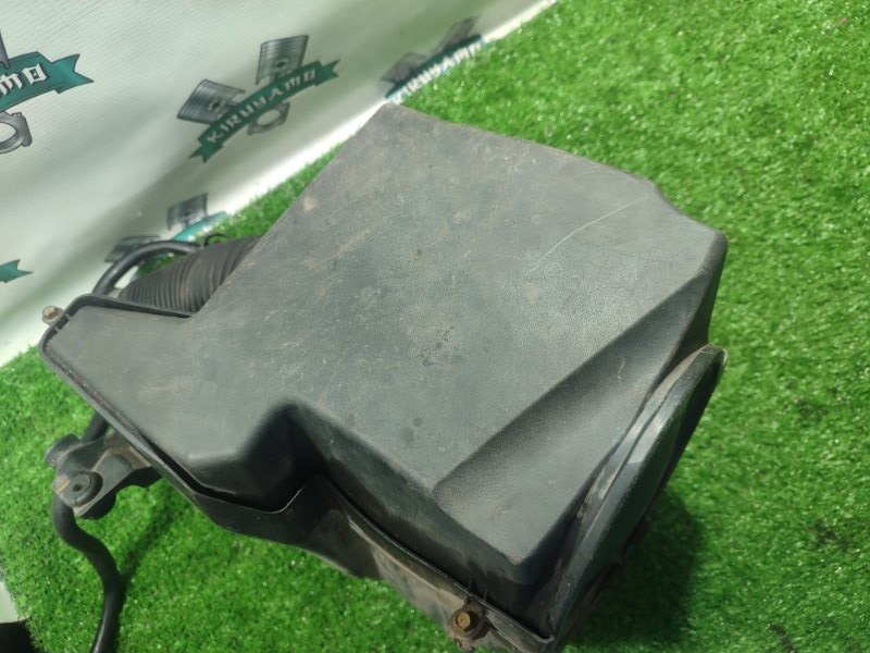 Корпус воздушного фильтра Ford FOCUS 2