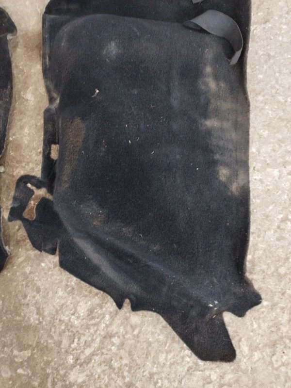 Обшивка багажника Ford FOCUS 2