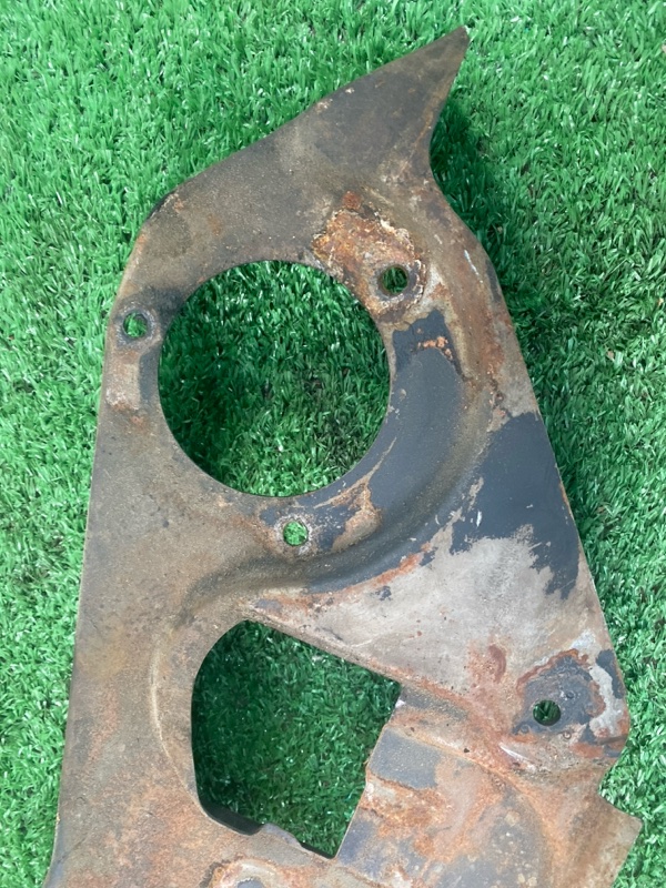 Кожух ГРМ лада 21083 1996