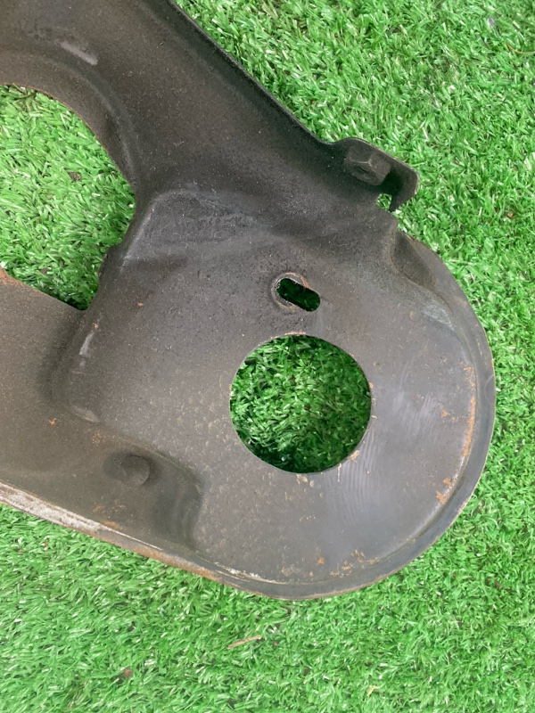 Кожух ГРМ лада 21083 1996