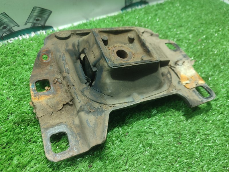 Подушка АКПП Ford FOCUS 2
